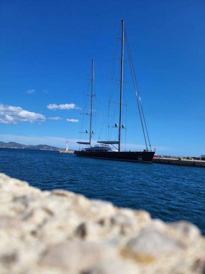 Chez Melanie Et Rodolphe Apartment La Ciotat Ngoại thất bức ảnh